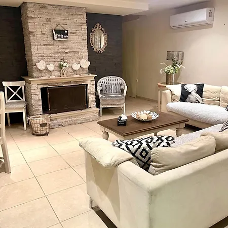 Sea View Penthouse *