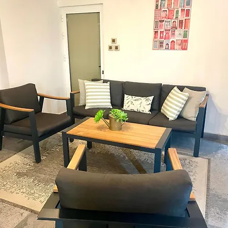 Sea View Penthouse 아파트