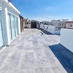 Sea View Penthouse Daire Larnaca