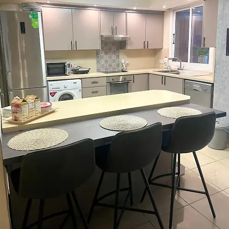 Sea View Penthouse * ラルナカ